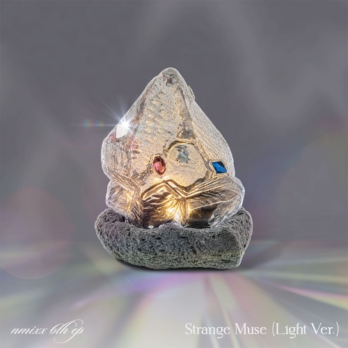 NMIXX (엔믹스) - 6th EP [Strange Muse] (Light Ver.)